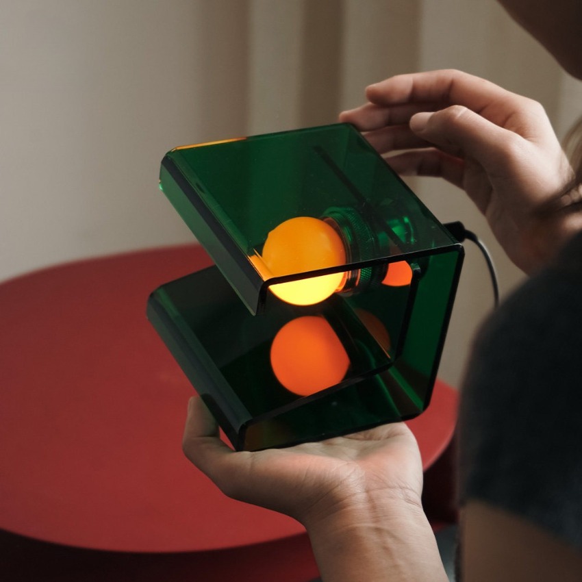Moderne acryl kubusvormige taf - Desk Setup Minimalist recensie en prijs